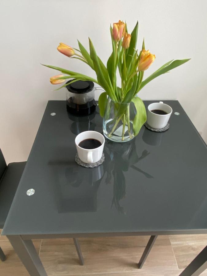 Lovely And Modern Studio Apartment. Borehamwood Eksteriør bilde
